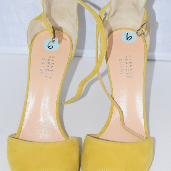 BARNEYS New York CO-OP Yellow Suede Ankle Strap Heel Sandals Italian Made 36 - Picture 9 of 9